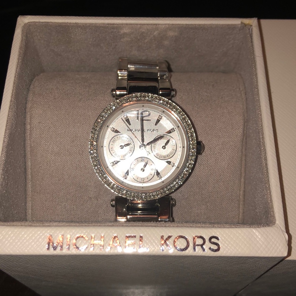 BRAND NEW WITH TAGS mini silver Parker Michael Kors watch